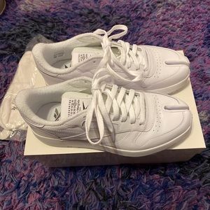 Maison Margiela x Reebok White Tabi Sneakers
